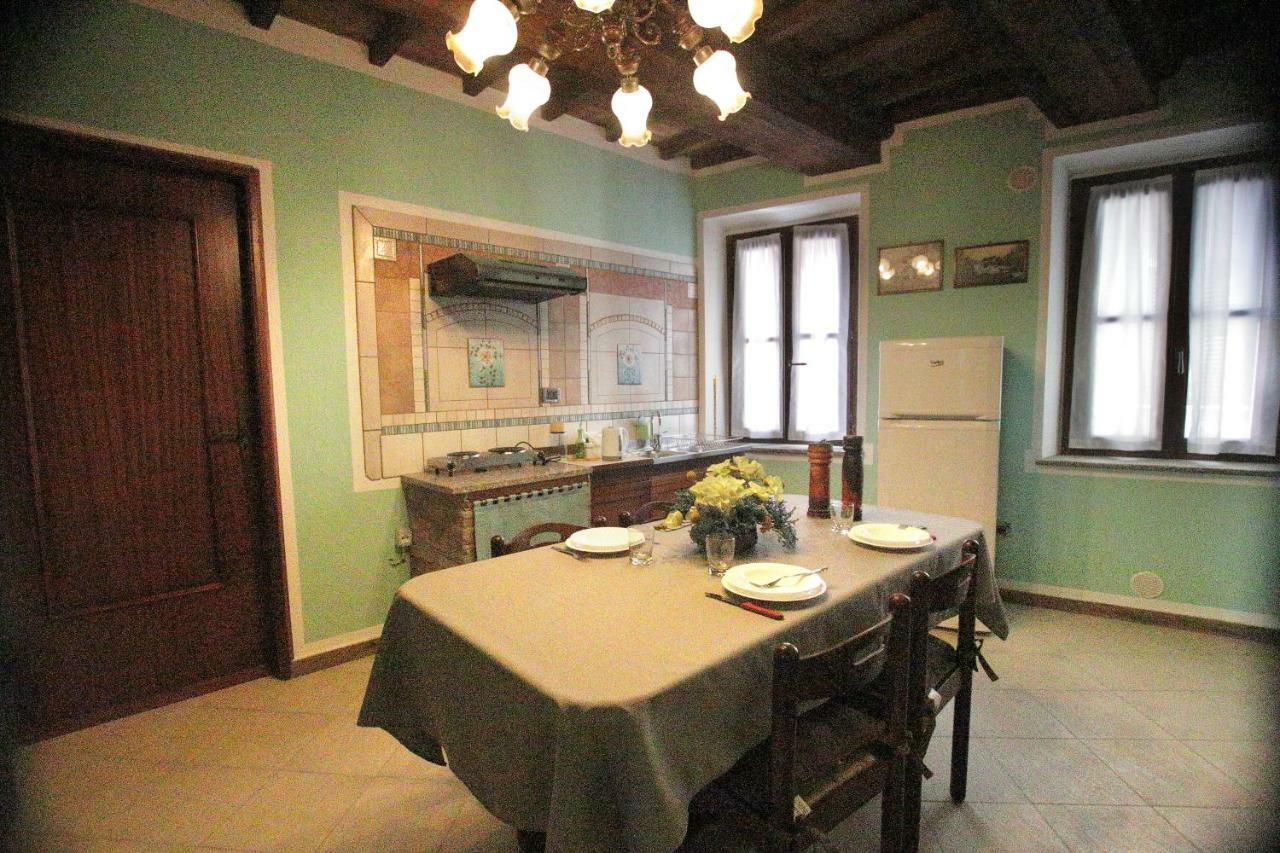 La Rocca Di Efisio Aparthotel Costigliole d'Asti Exteriör bild