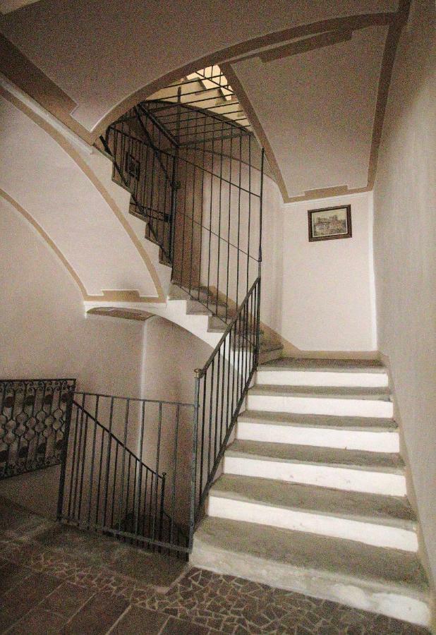 La Rocca Di Efisio Aparthotel Costigliole d'Asti Exteriör bild