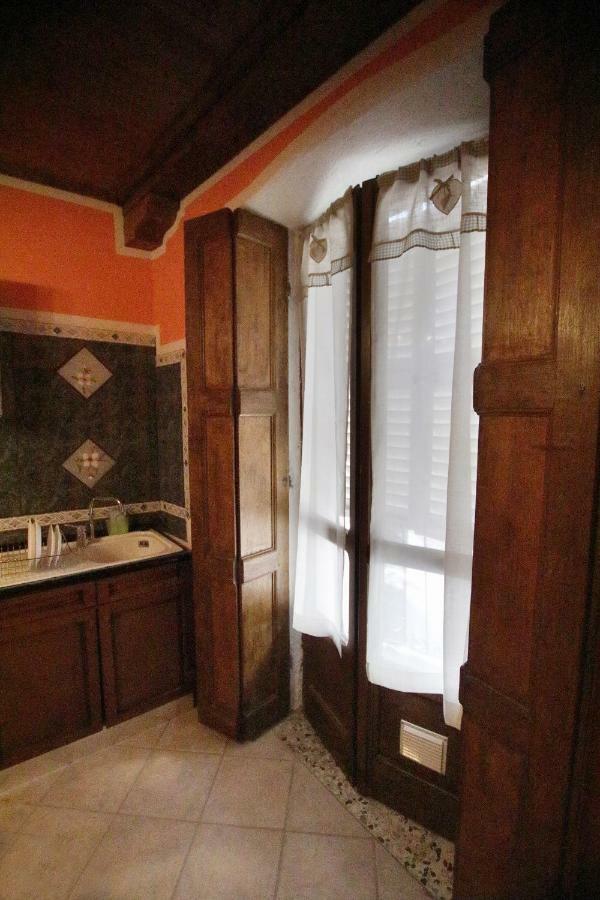 La Rocca Di Efisio Aparthotel Costigliole d'Asti Exteriör bild