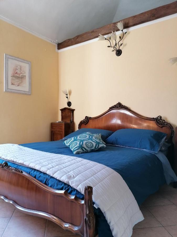 La Rocca Di Efisio Aparthotel Costigliole d'Asti Exteriör bild